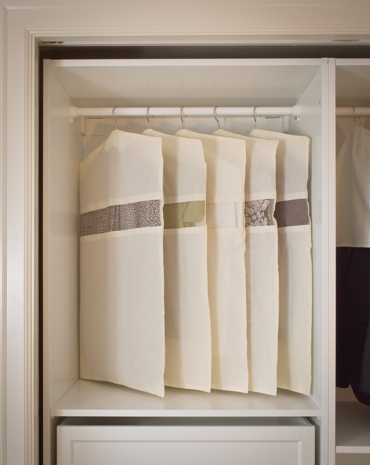 Hanging Garment Covers without zip